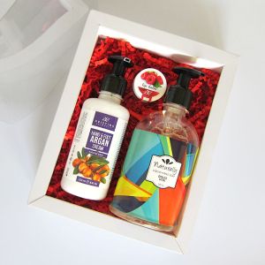 Gift box Gentle Hands and Soft Lips